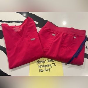 EUC FIGS *ULTRA ROSE* Catarina Scrub top (L) and Zamora Jogger Pants (L) set